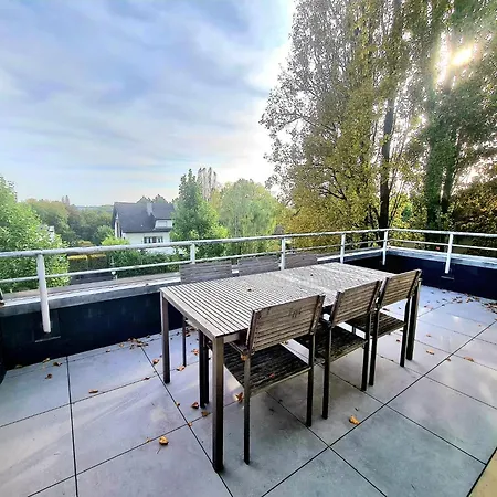 아파트 3 Bedrooms Penthouse With 3 Terraces & Free Parking-145--2 *