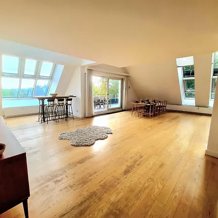 3 Bedrooms Penthouse With 3 Terraces & Free Parking-145--2 *